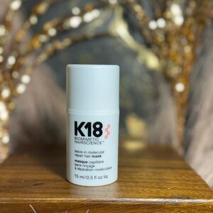 K18 Biomimetic Hairscience Leave-In Molecular Repair Hair Mask - White
